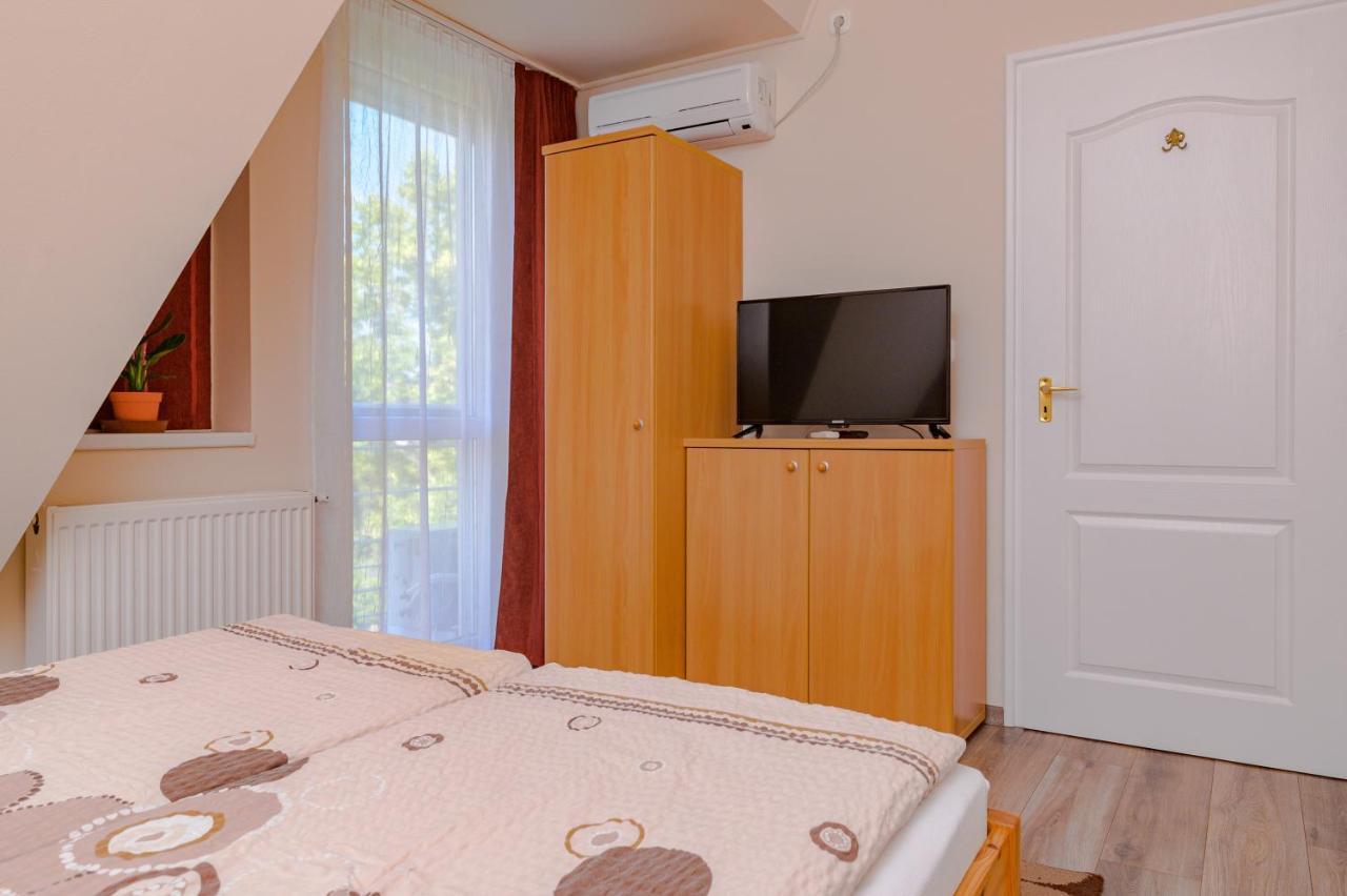 ILLÉS Apartmanok II. Hajdúszoboszló Exterior foto